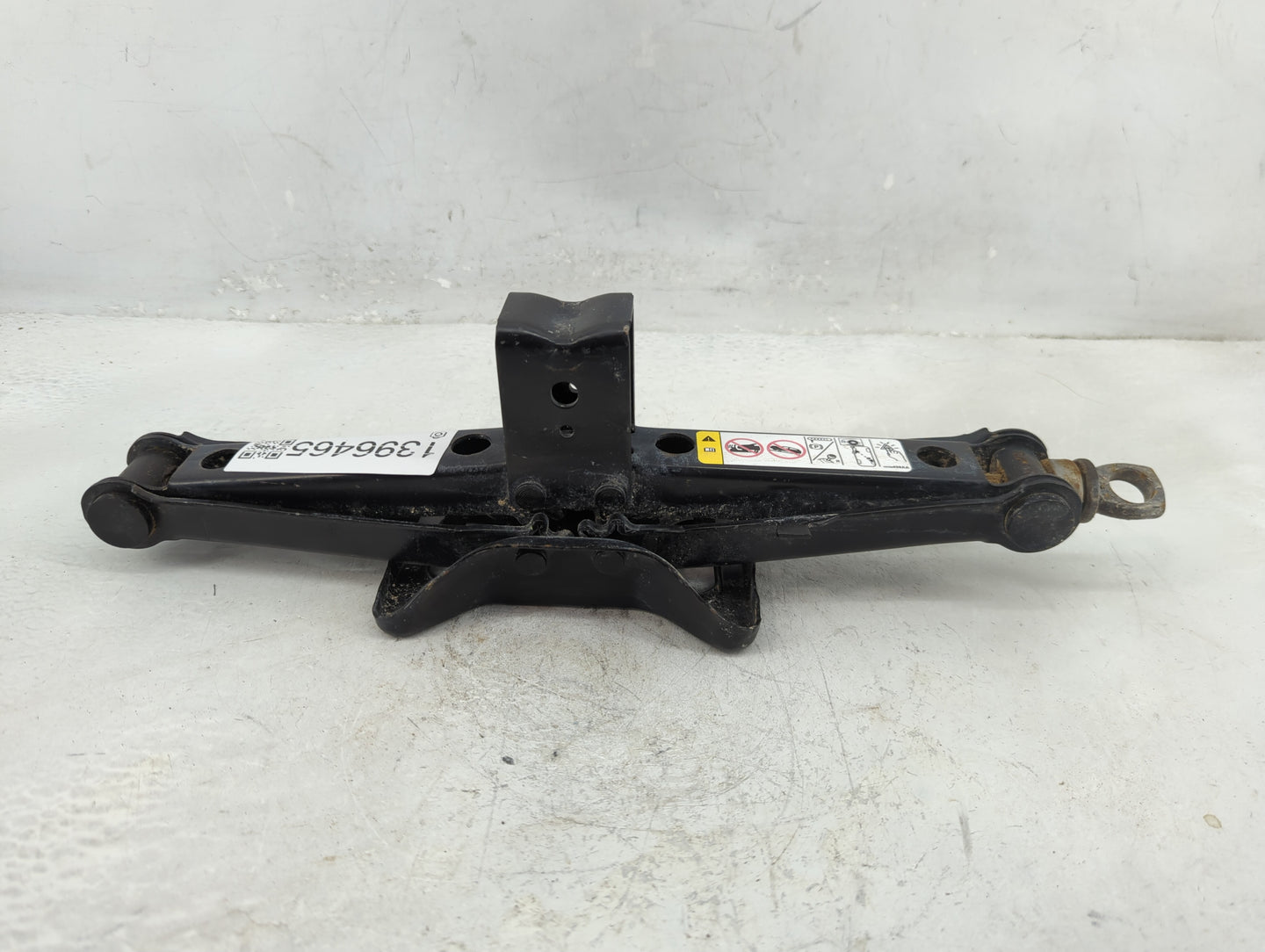 2016 Dodge Journey Spare Scissor Car Jack 1396465 - Oemusedautoparts1.com