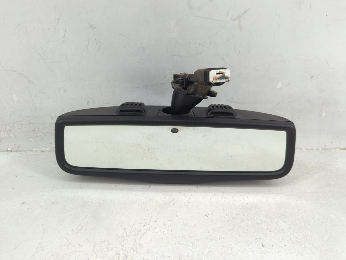 2016 Dodge Journey Interior Rear View Mirror Replacement OEM P/N:E11026542 57010495AC Fits OEM Used Auto Parts - Oemusedauto