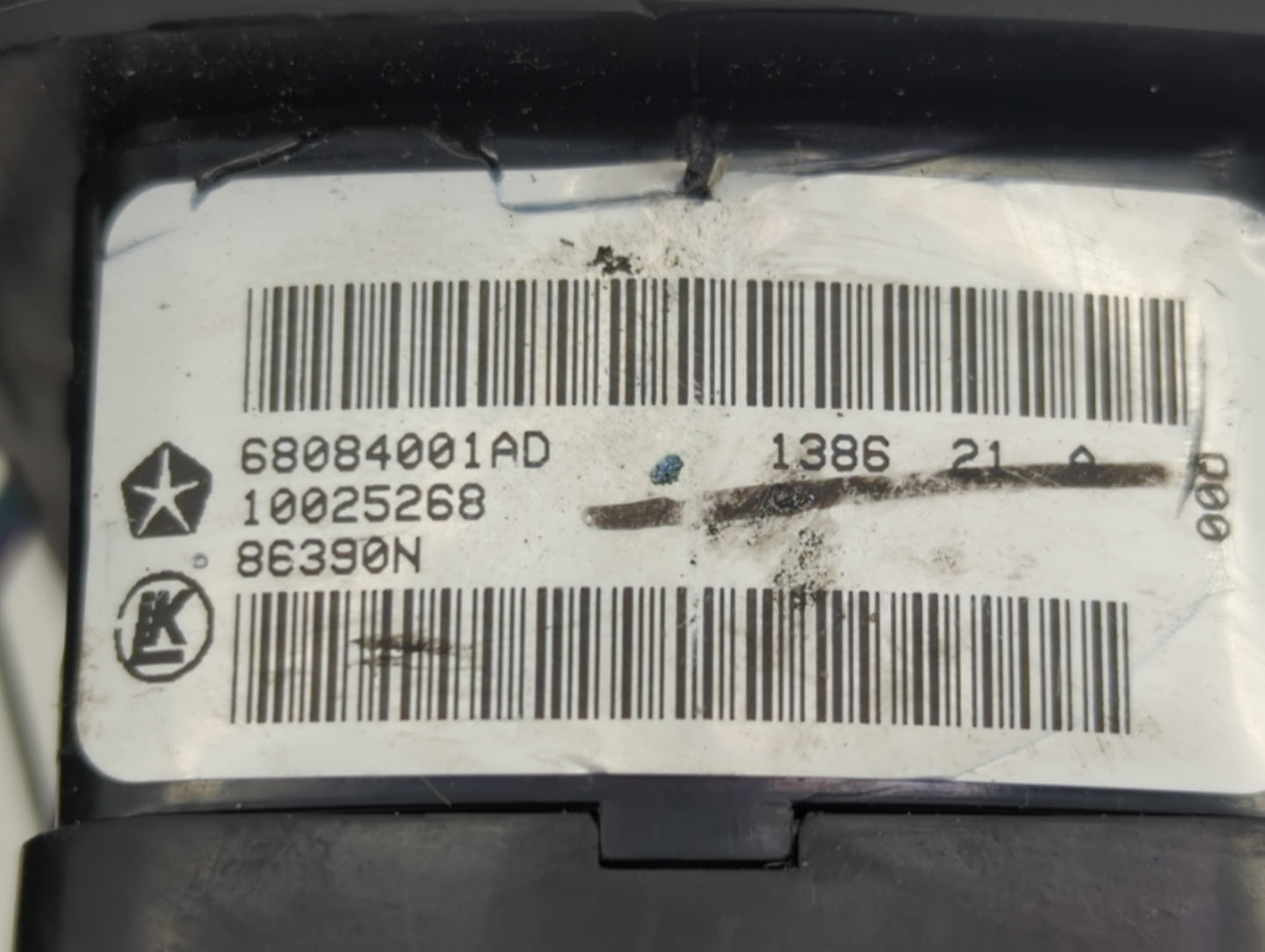 2016 Dodge Journey Master Power Window Switch Replacement Driver Side Left P/N:68084001AD Fits OEM Used Auto Parts - Oemused