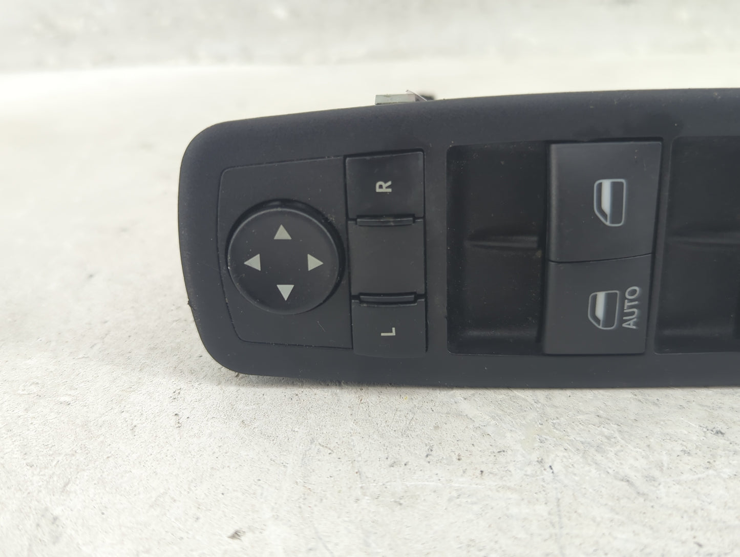 2016 Dodge Journey Driver Left Door Master Power Window Switch 1417962 - Oemusedautoparts1.com