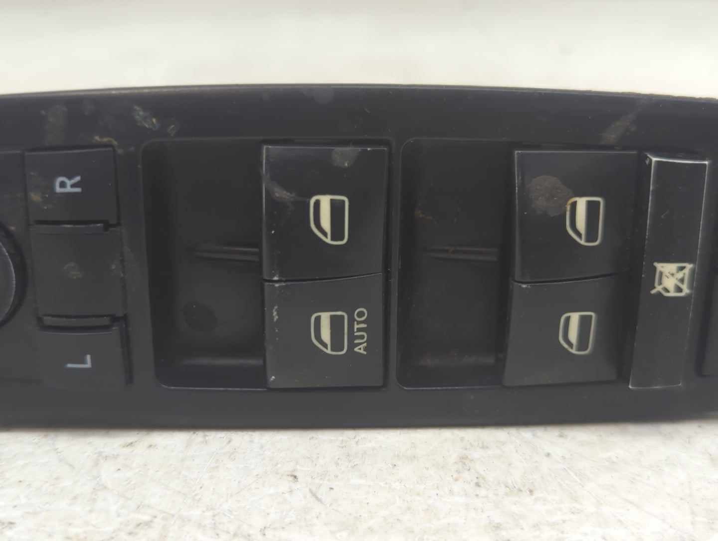 2016 Dodge Journey Master Power Window Switch Replacement Driver Side Left Fits OEM Used Auto Parts - Oemusedautoparts1.com