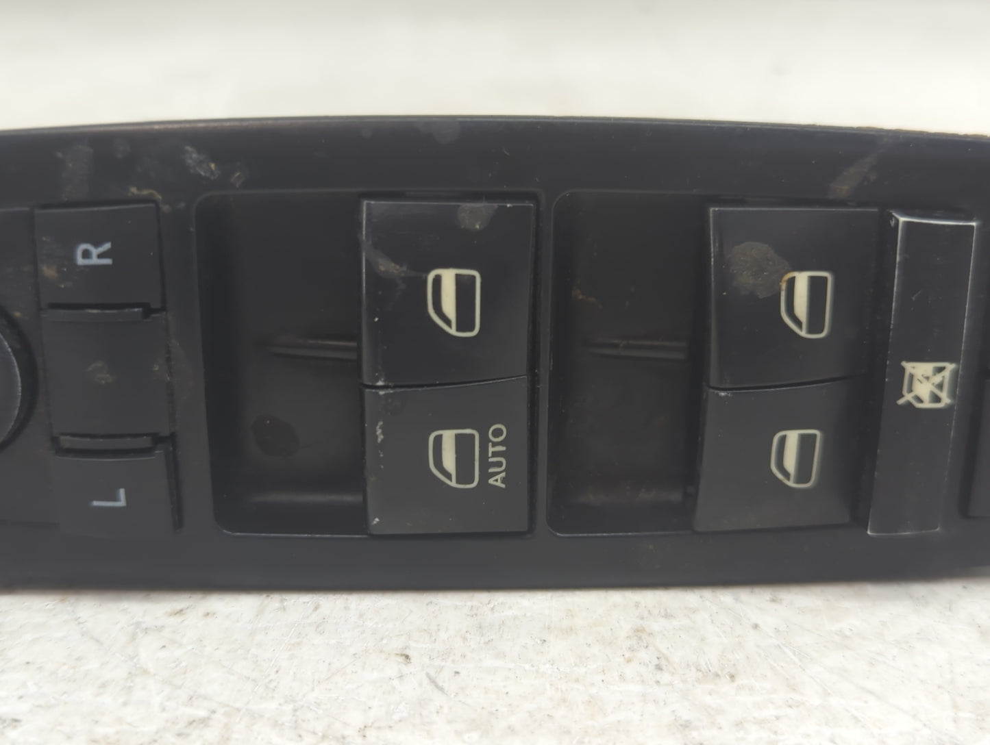 2016 Dodge Journey Master Power Window Switch Replacement Driver Side Left Fits OEM Used Auto Parts - Oemusedautoparts1.com