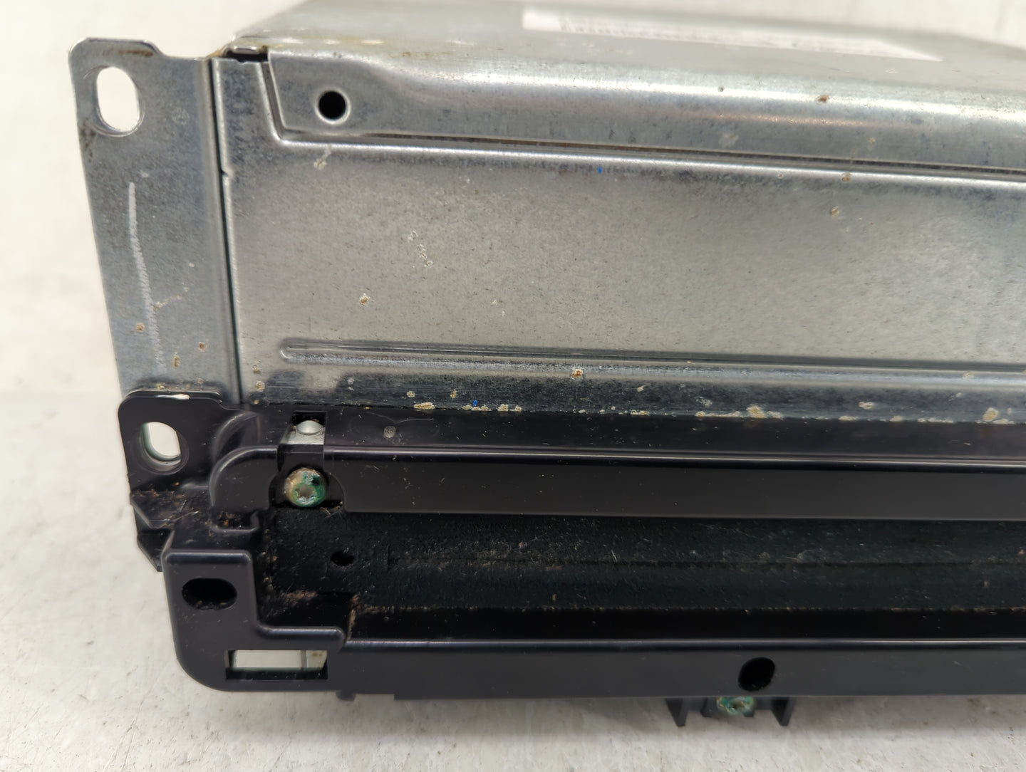 2018-2020 Dodge Journey Radio AM FM Cd Player Receiver Replacement P/N:68209665AE Fits Fits 2018 2019 2020 OEM Used Auto Par