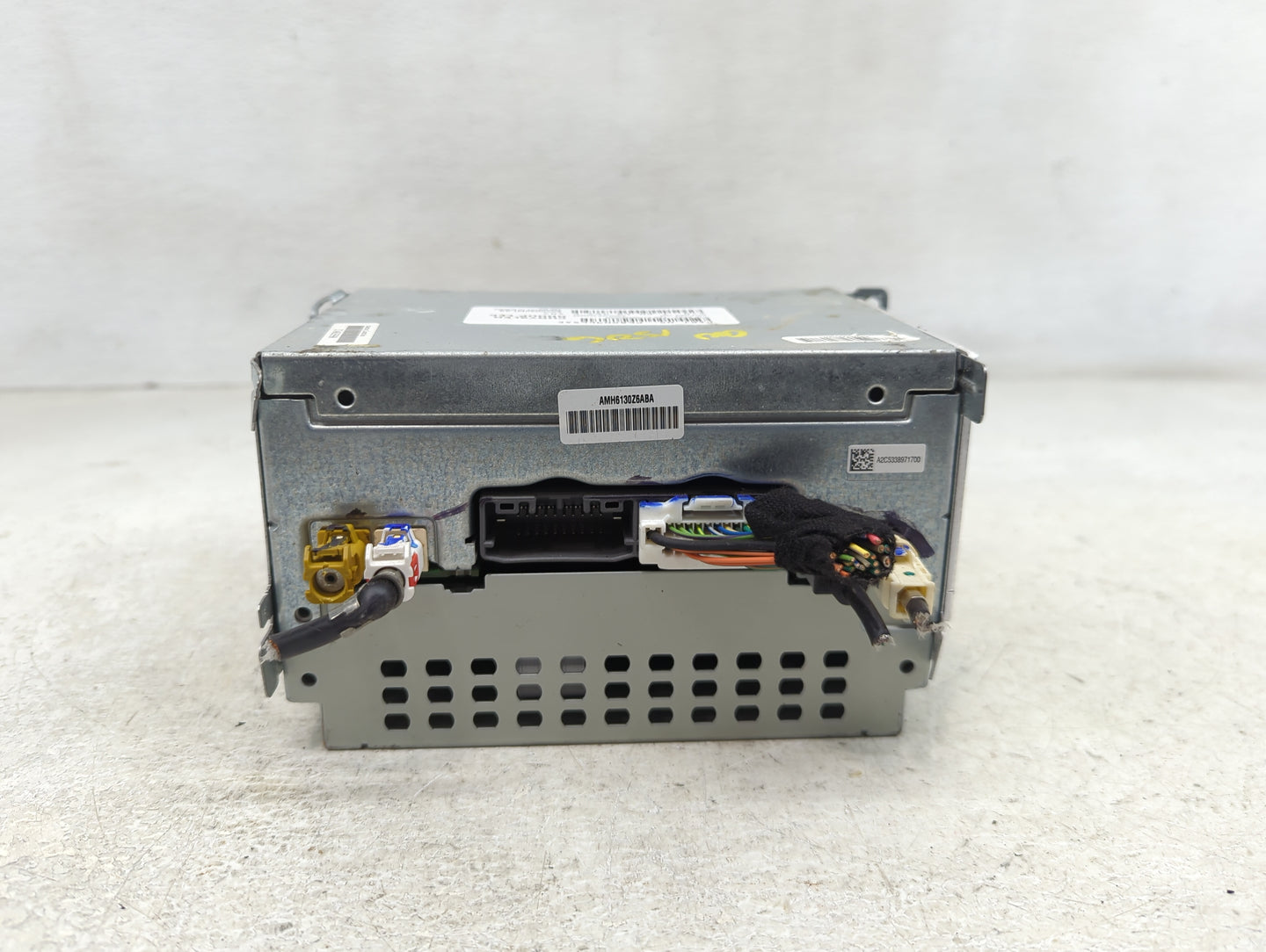 2016 Dodge Journey Radio AM FM Cd Player Receiver Replacement P/N:P68209665AE P68209665AD Fits OEM Used Auto Parts - Oemused