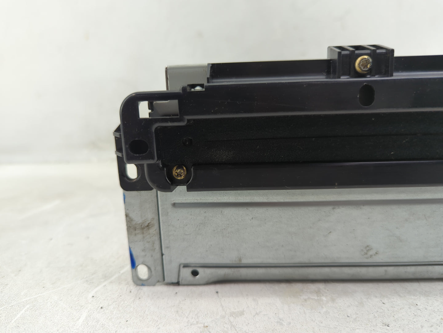 2018-2020 Dodge Journey Radio AM FM Cd Player Receiver Replacement P/N:A2C01685400 Fits Fits 2018 2019 2020 OEM Used Auto Pa