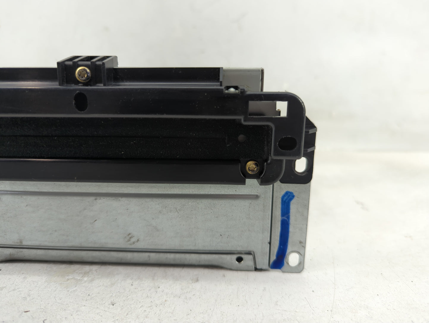 2018-2020 Dodge Journey Radio AM FM Cd Player Receiver Replacement P/N:A2C01685400 Fits Fits 2018 2019 2020 OEM Used Auto Pa