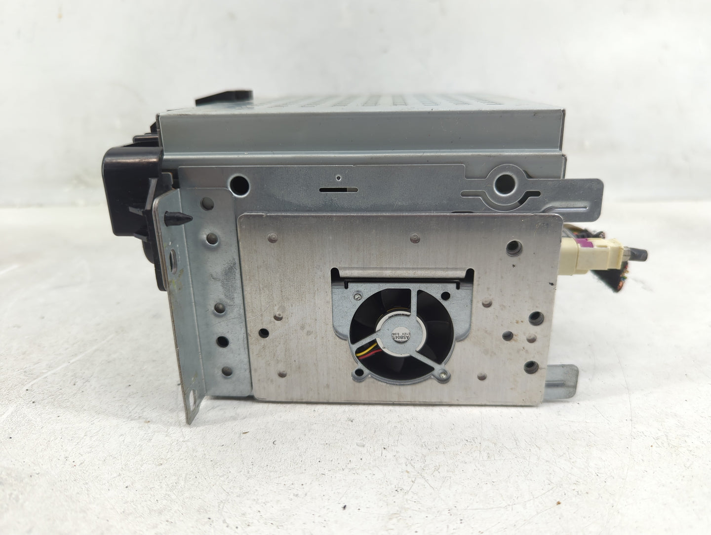 2018-2020 Dodge Journey Radio AM FM Cd Player Receiver Replacement P/N:A2C01685400 Fits Fits 2018 2019 2020 OEM Used Auto Pa