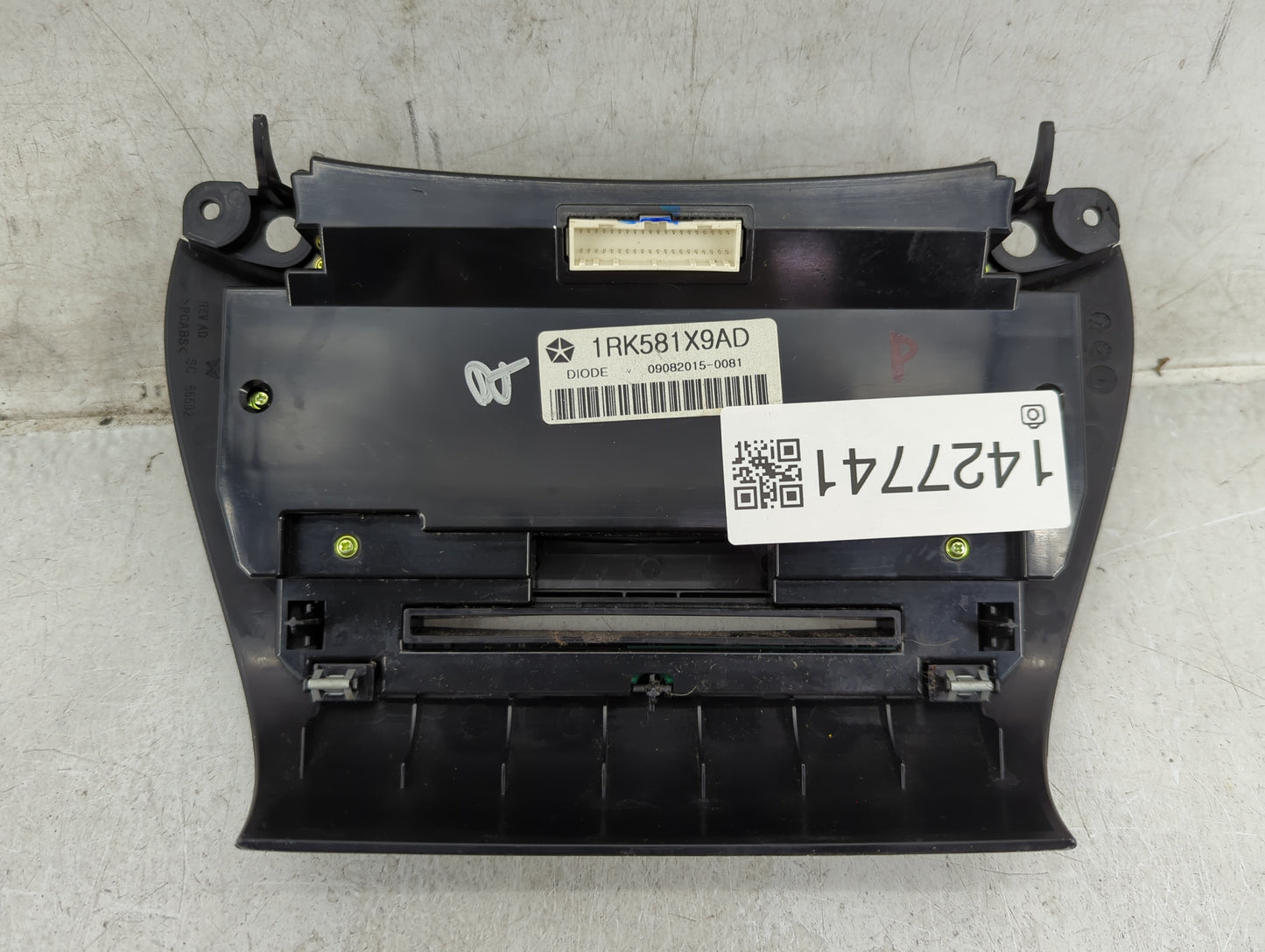 2011-2017 Dodge Journey Climate Control Module Temperature AC/Heater Replacement P/N:1RK581X9AD Fits OEM Used Auto Parts - O