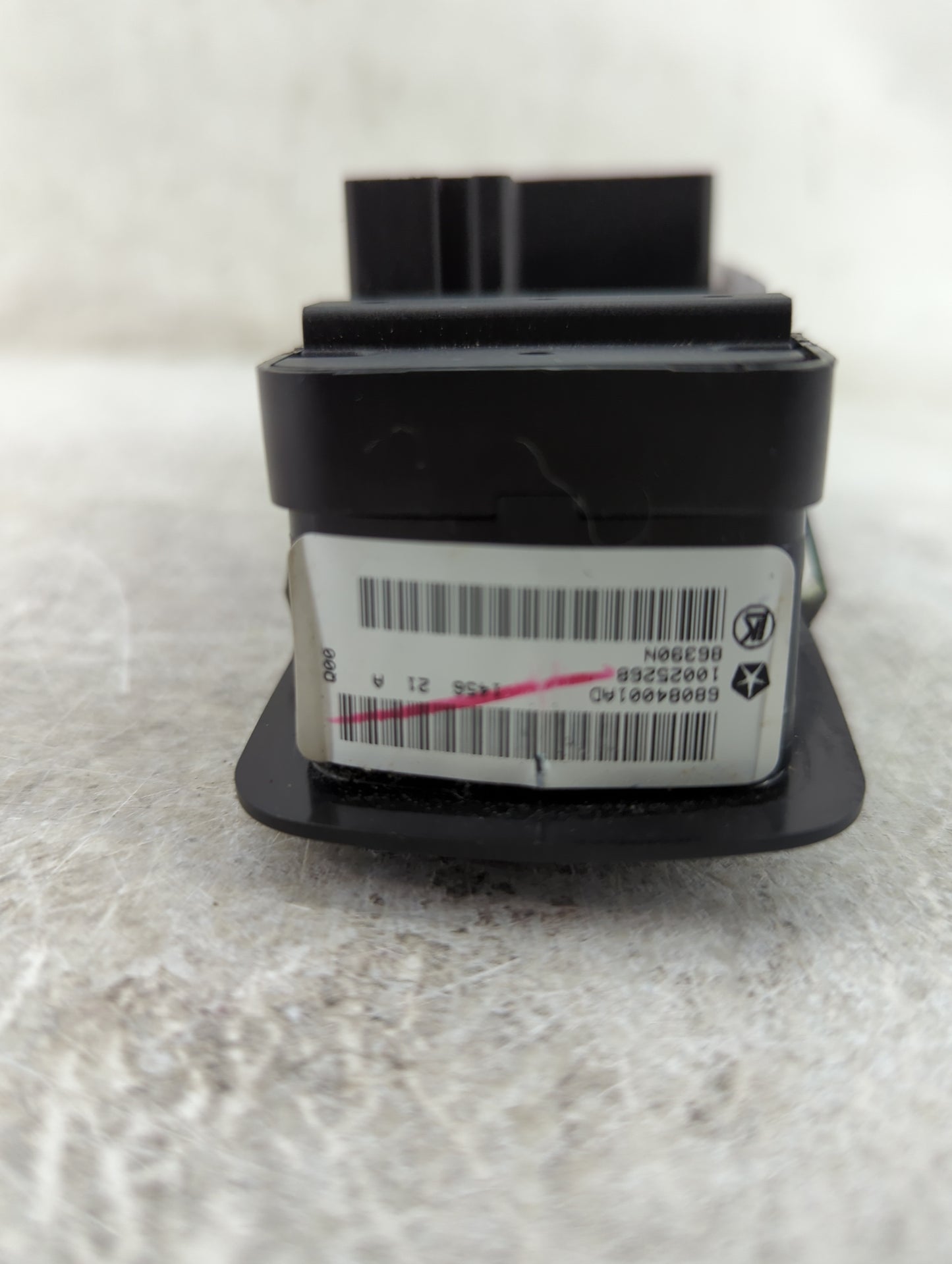 2016 Dodge Journey Master Power Window Switch Replacement Driver Side Left P/N:68084001AD Fits OEM Used Auto Parts - Oemused