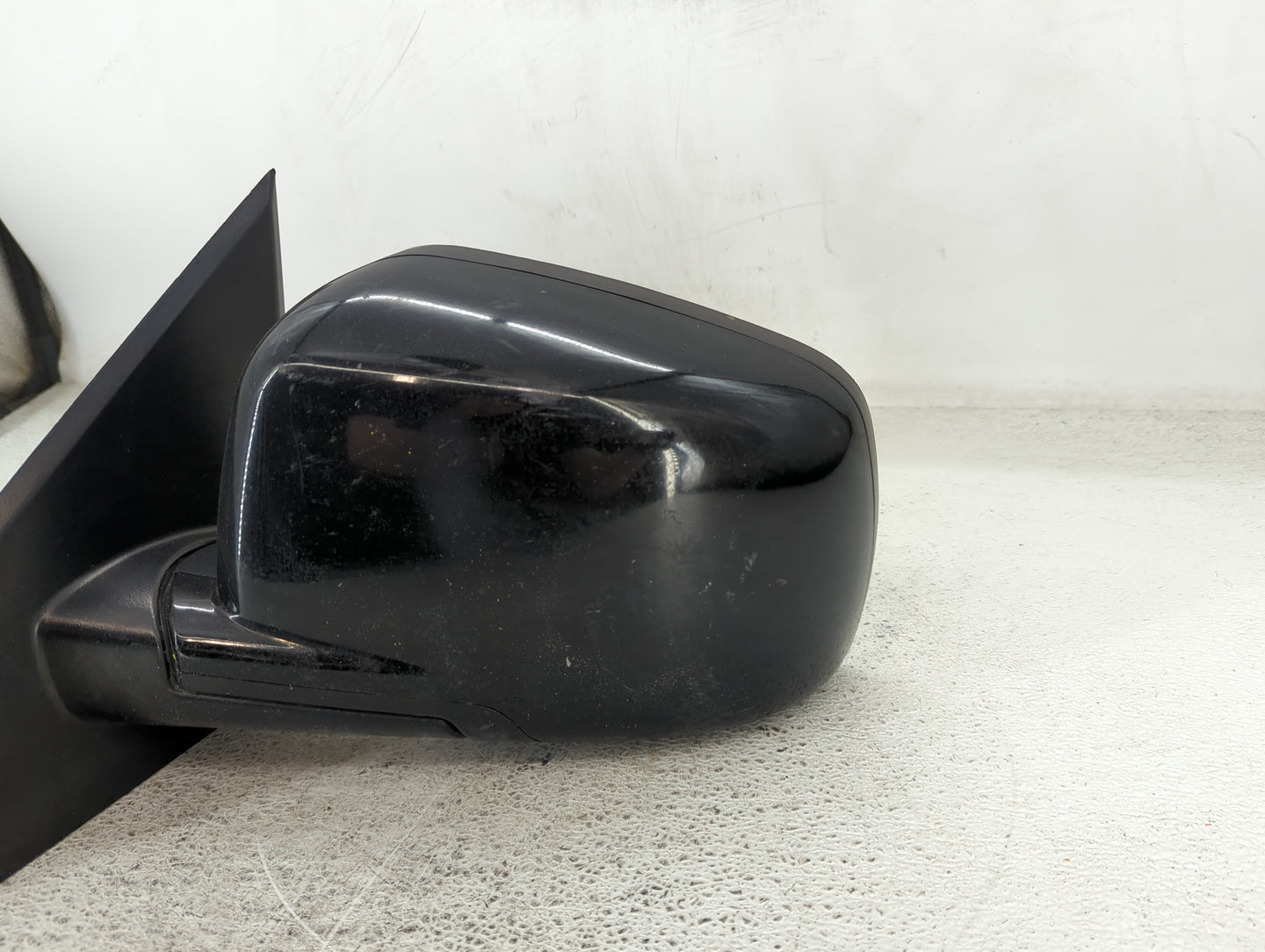 2016 Dodge Journey Driver Side View Mirror - Left Door Mirror OEM Used - Oemusedautoparts1.com