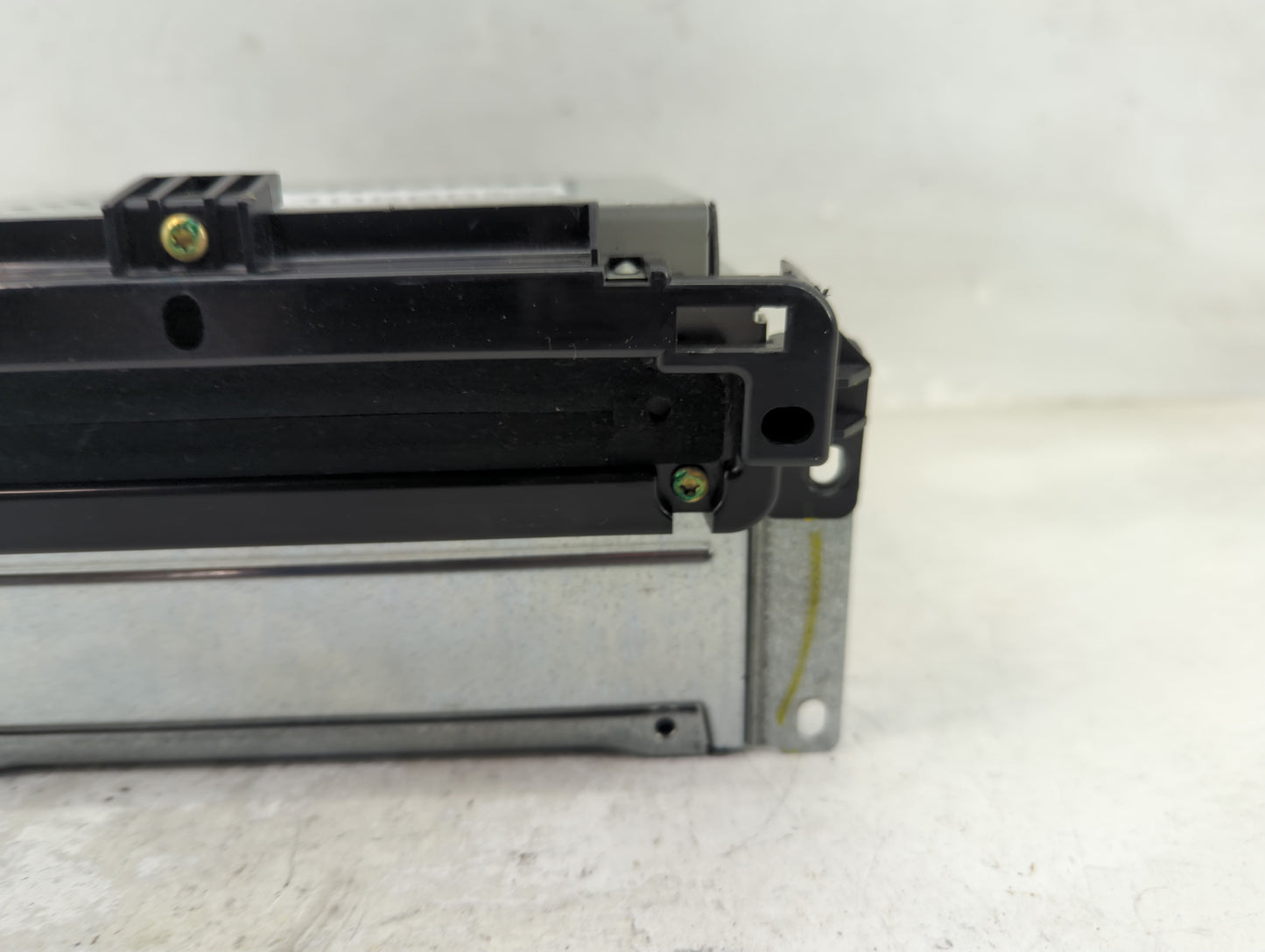2018-2020 Dodge Journey Radio AM FM Cd Player Receiver Replacement P/N:P68209665AD Fits Fits 2018 2019 2020 OEM Used Auto Pa