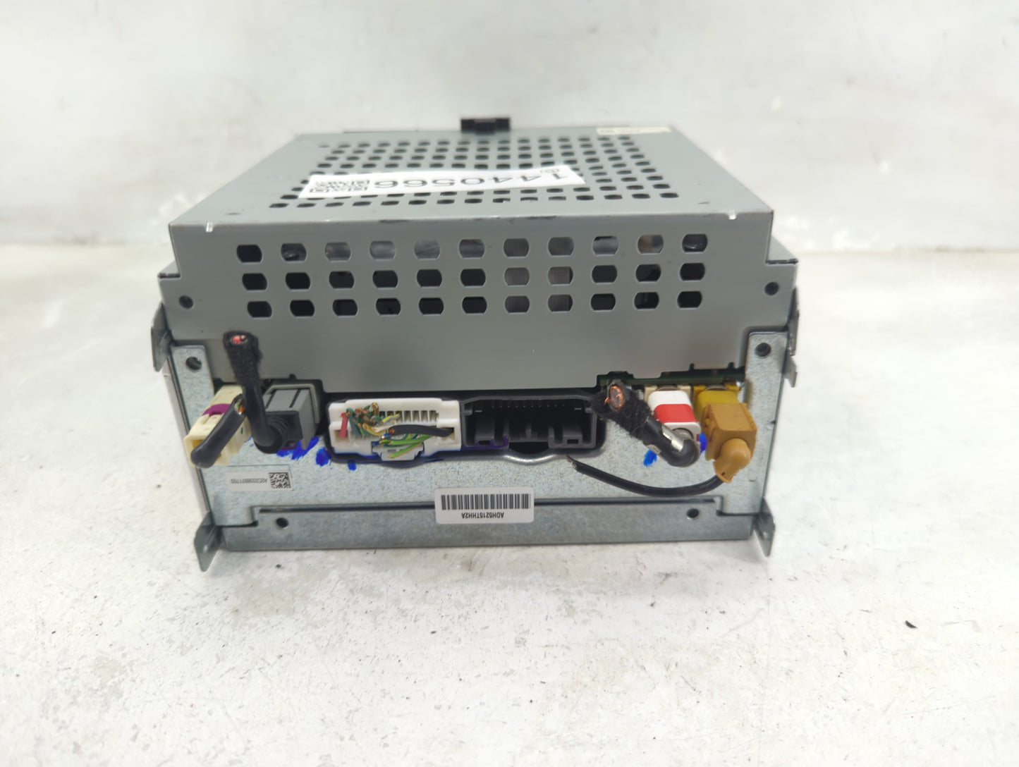 2018-2020 Dodge Journey Radio AM FM Cd Player Receiver Replacement P/N:P68209665AD Fits Fits 2018 2019 2020 OEM Used Auto Pa