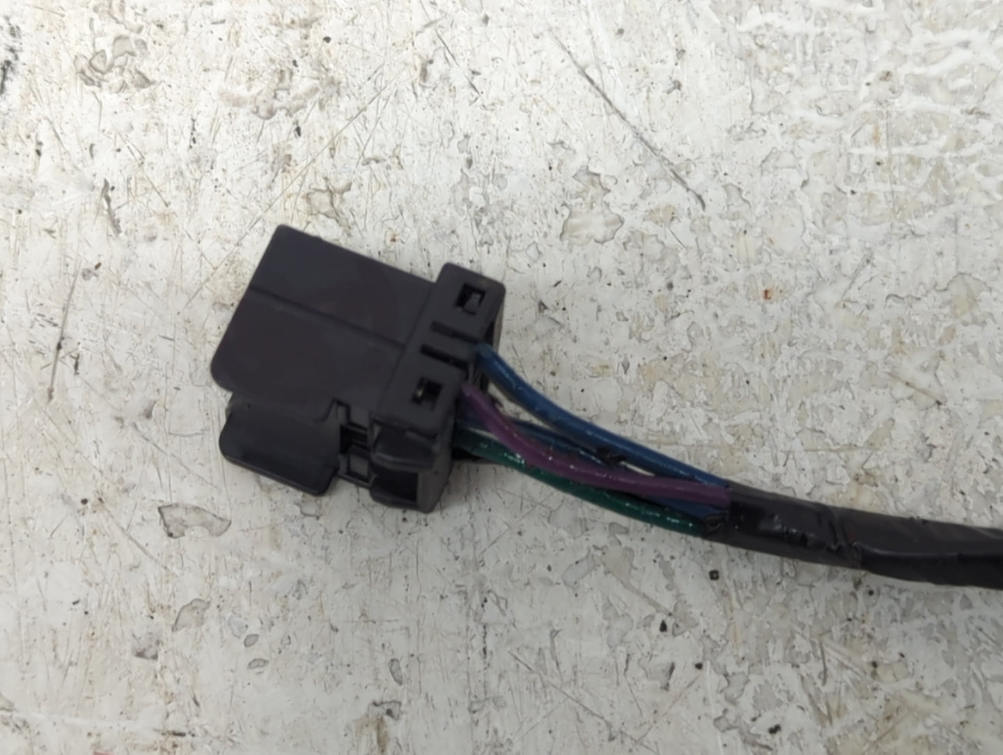 2016 Dodge Journey Driver Side View Mirror - Left Door Mirror OEM Used - Oemusedautoparts1.com
