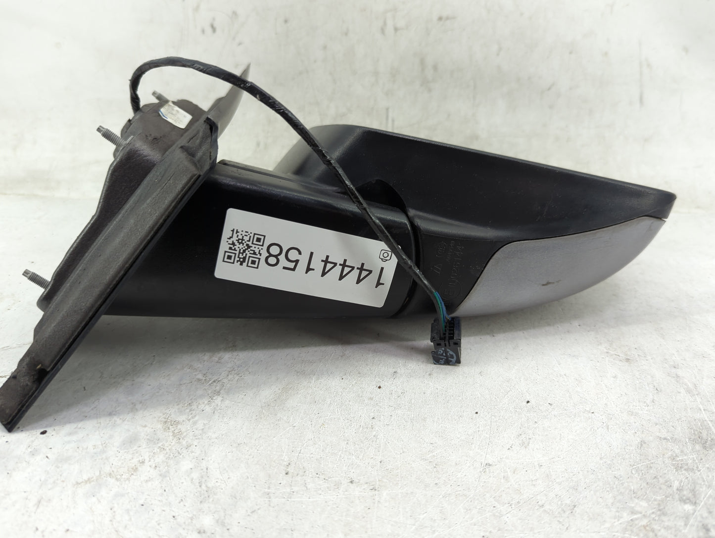 2016 Dodge Journey Passenger Side View Mirror - Right Door Mirror OEM Used - Oemusedautoparts1.com