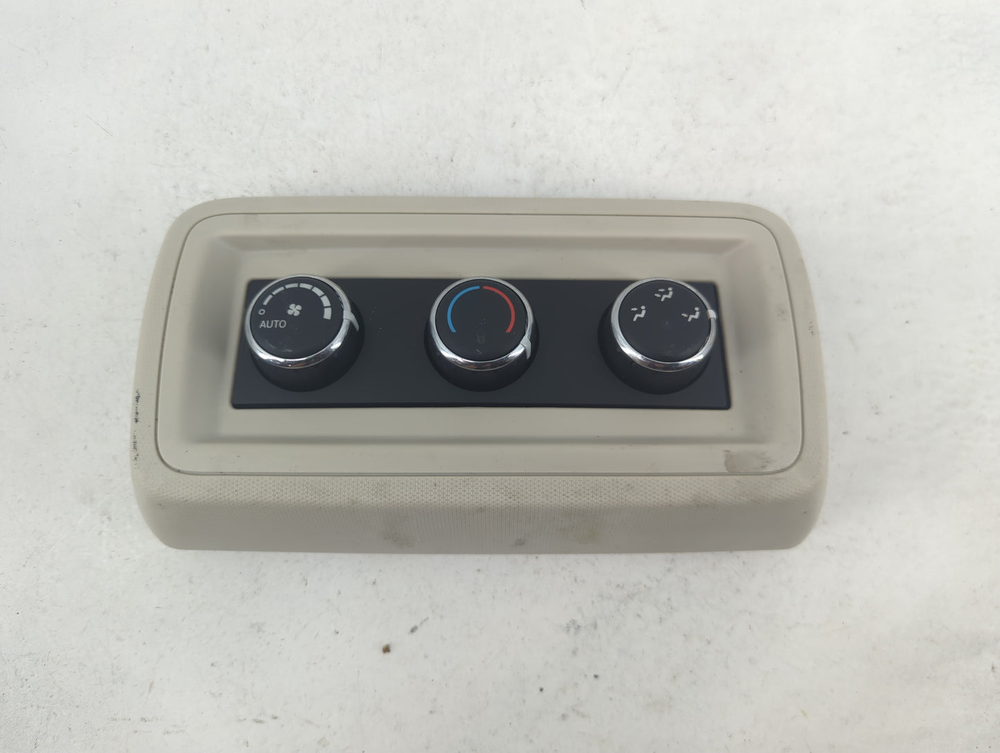 2016 Dodge Journey Climate Control Module Temperature AC/Heater Replacement P/N:L0051508 Fits OEM Used Auto Parts - Oemuseda