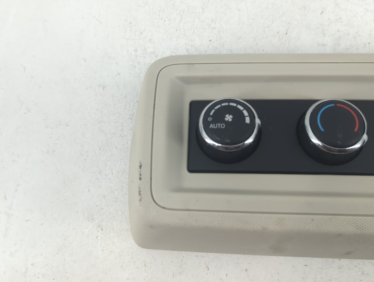 2016 Dodge Journey Climate Control Module Temperature AC/Heater Replacement P/N:L0051508 Fits OEM Used Auto Parts - Oemuseda