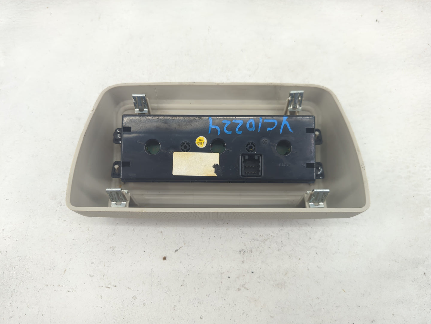 2016 Dodge Journey Climate Control Module Temperature AC/Heater Replacement P/N:L0051508 Fits OEM Used Auto Parts - Oemuseda