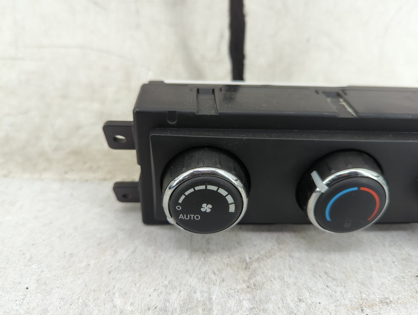 2016 Dodge Journey Climate Control Module Temperature AC/Heater Replacement P/N:55111313AC Fits OEM Used Auto Parts - Oemuse