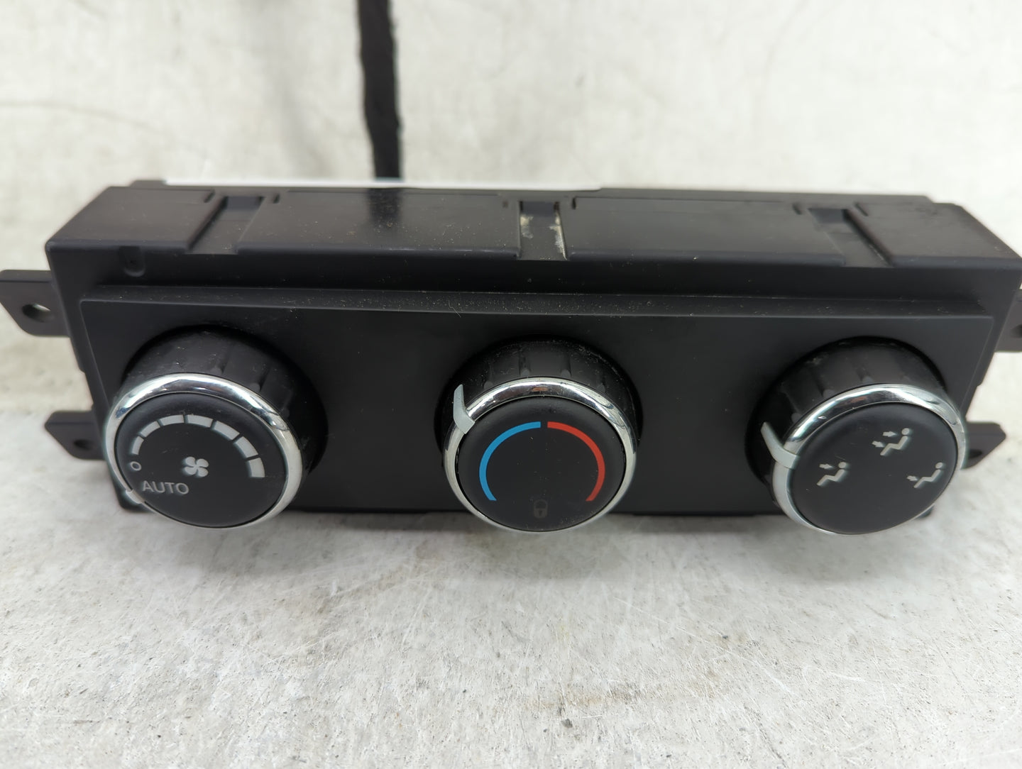 2016 Dodge Journey Climate Control Module Temperature AC/Heater Replacement P/N:55111313AC Fits OEM Used Auto Parts - Oemuse