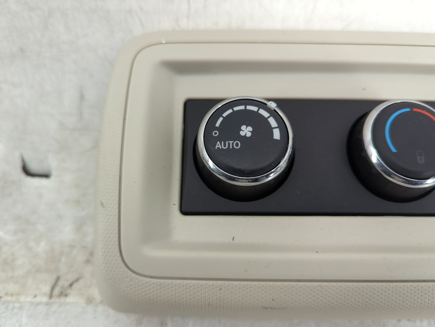 2016 Dodge Journey Climate Control Module Temperature AC/Heater Replacement P/N:55111313AC JC49ATC, KDBA00 Fits OEM Used Aut
