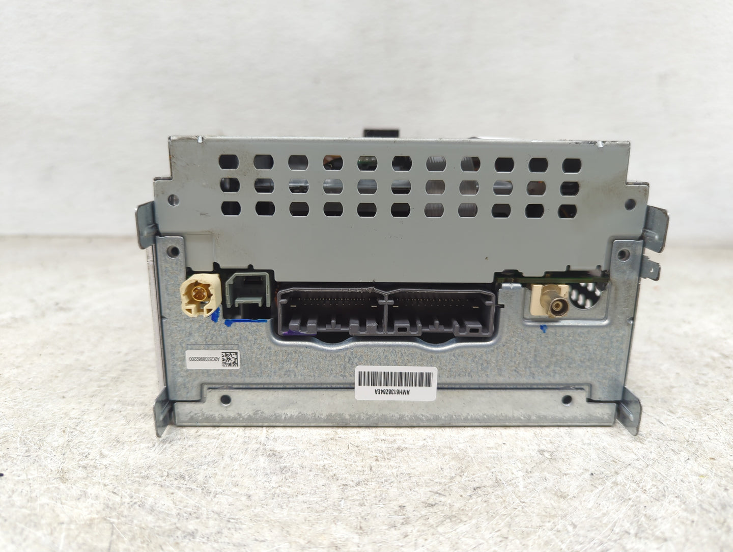 2016 Dodge Journey Radio AM FM Cd Player Receiver Replacement P/N:P68209666AE AM5T18C815AC Fits OEM Used Auto Parts - Oemuse