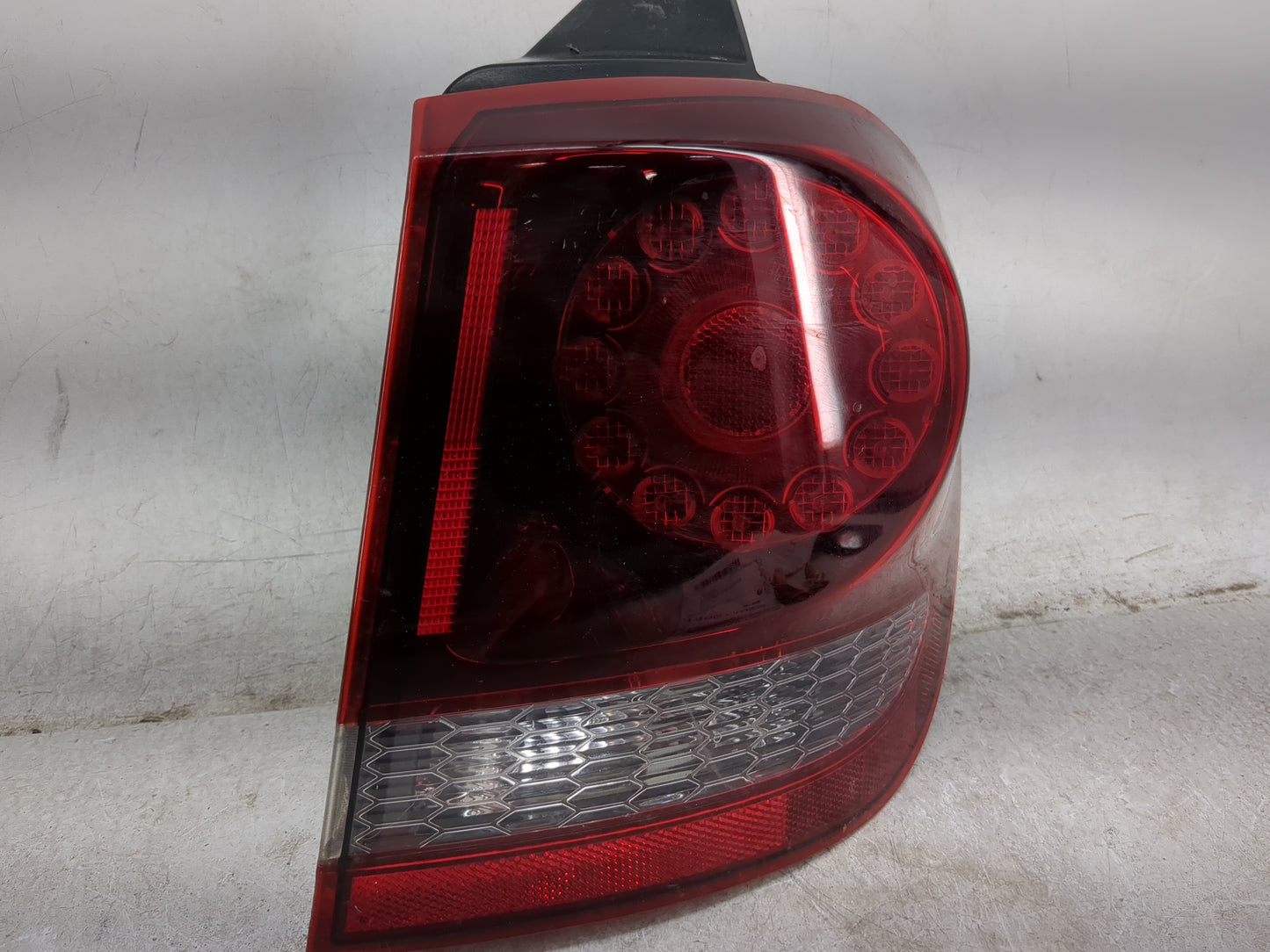 2016 Dodge Journey Tail Light Assembly Passenger Right OEM Fits OEM Used Auto Parts - Oemusedautoparts1.com