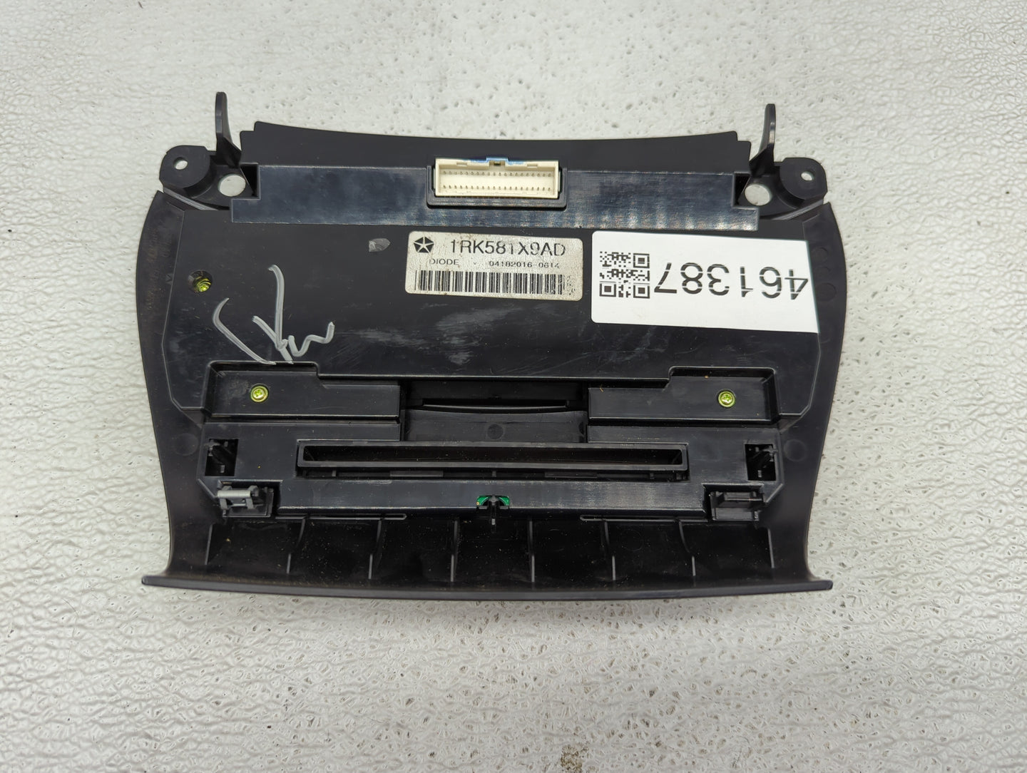 2011-2017 Dodge Journey Climate Control Module Temperature AC/Heater Replacement P/N:1RK581X9AD Fits OEM Used Auto Parts - O