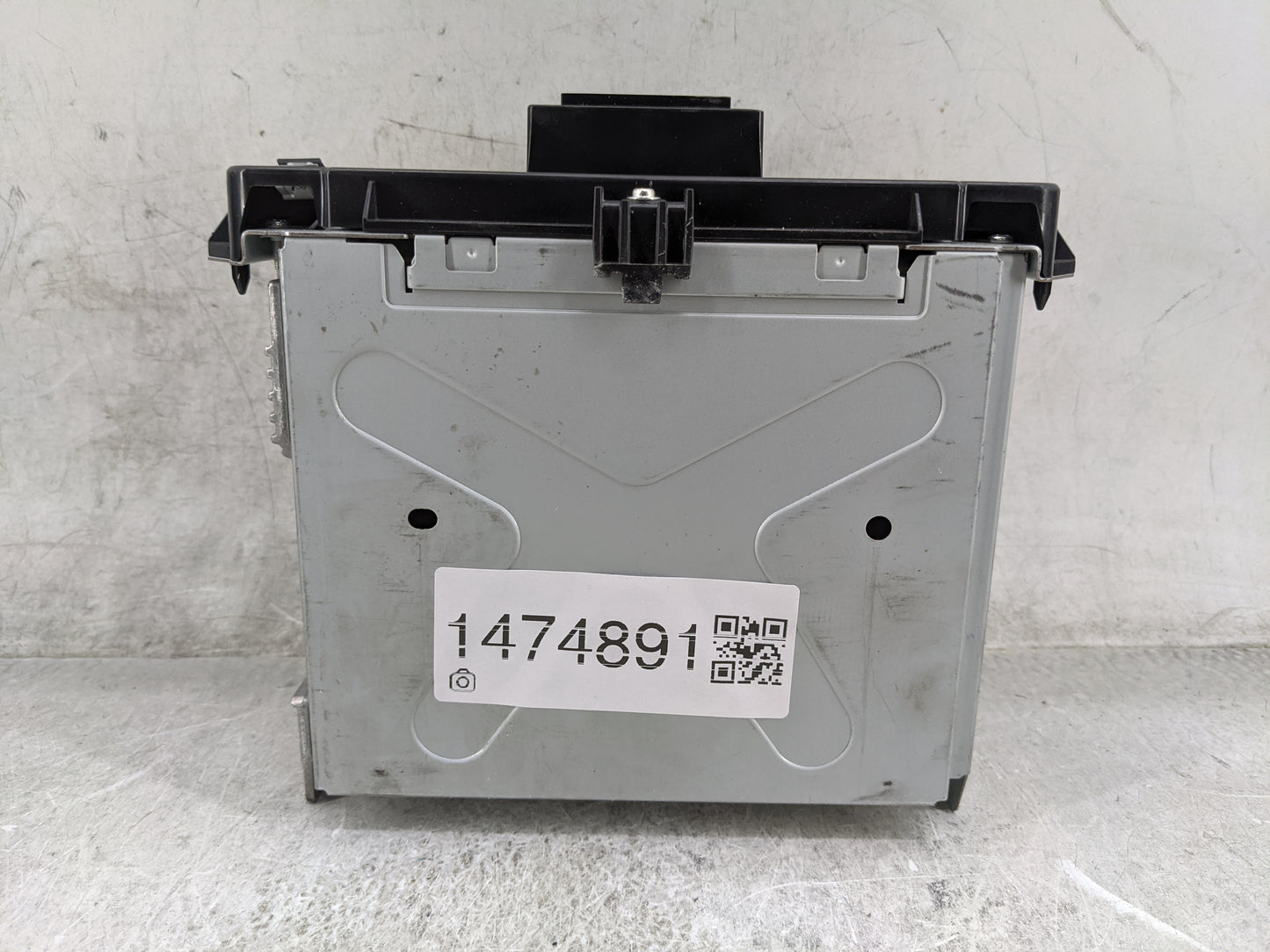 2018-2020 Dodge Journey Radio AM FM Cd Player Receiver Replacement P/N:P68283417AB CQ-UC05E2GXB Fits Fits 2018 2019 2020 OEM