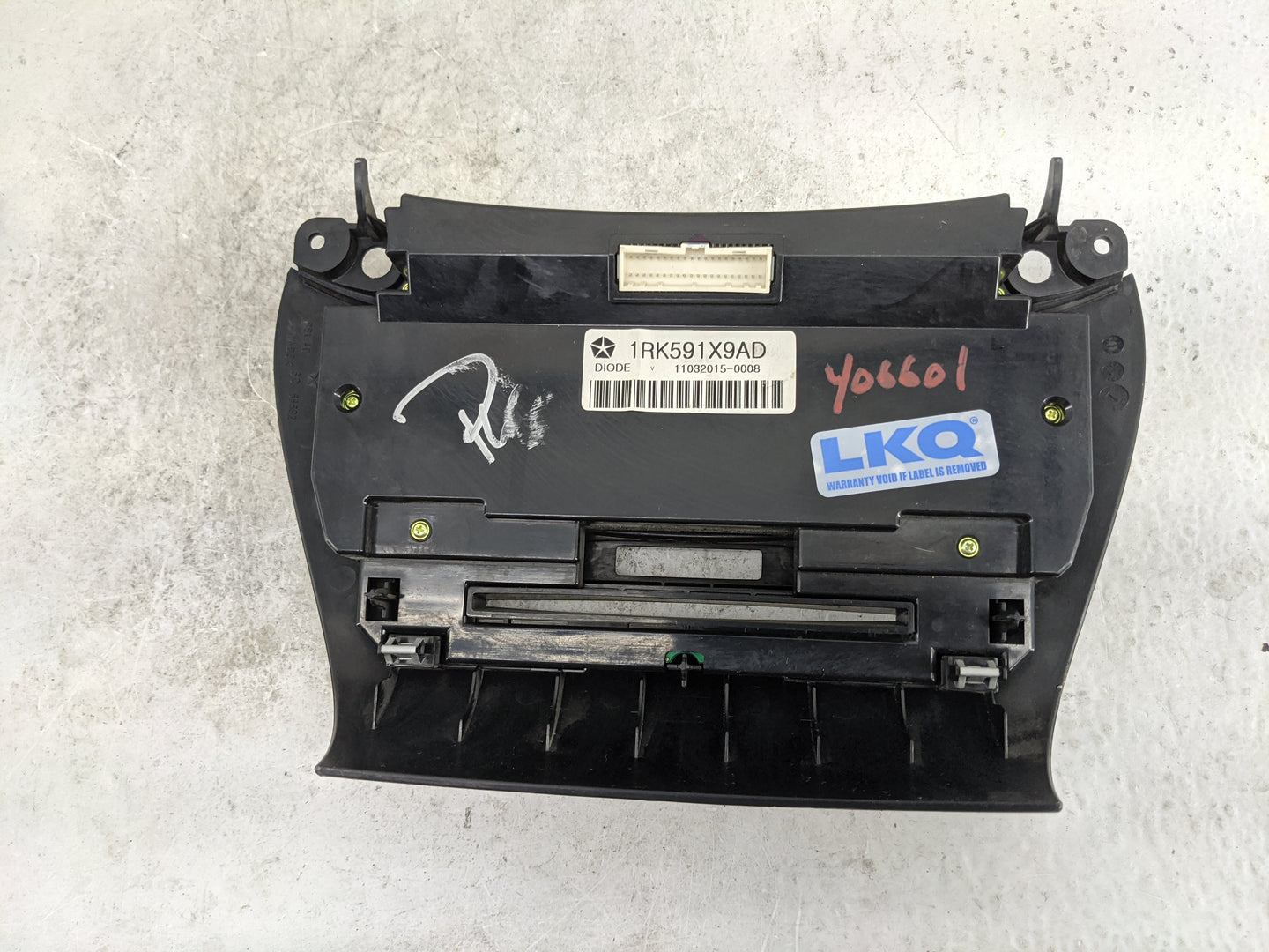 2016 Dodge Journey Climate Control Module Temperature AC/Heater Replacement P/N:1RK591X9AD Fits OEM Used Auto Parts - Oemuse
