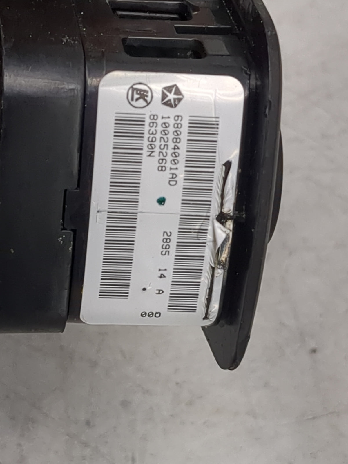 2016 Dodge Journey Master Power Window Switch Replacement Driver Side Left P/N:68084001AD 10025268 Fits OEM Used Auto Parts 
