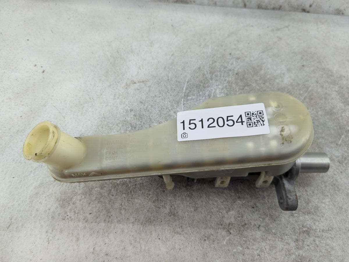 2016 Dodge Journey Brake Master Cylinder 1512054 - Oemusedautoparts1.com