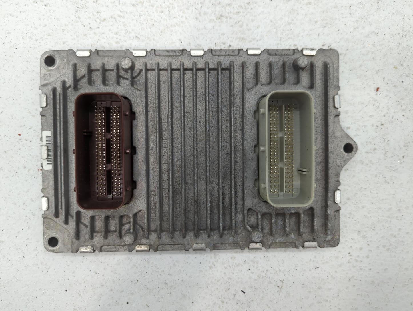 2016-2019 Dodge Journey PCM Engine Control Computer ECU ECM PCU OEM P/N:P68259135AA Fits Fits 2016 2017 2018 2019 OEM Used A