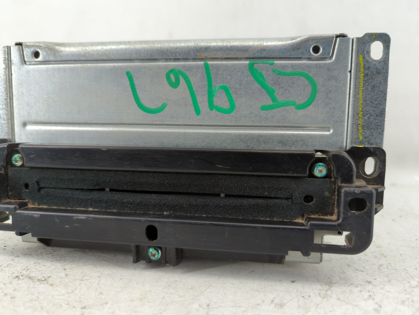 2016 Dodge Journey Am Fm Cd Player Radio Receiver - Oemusedautoparts1.com