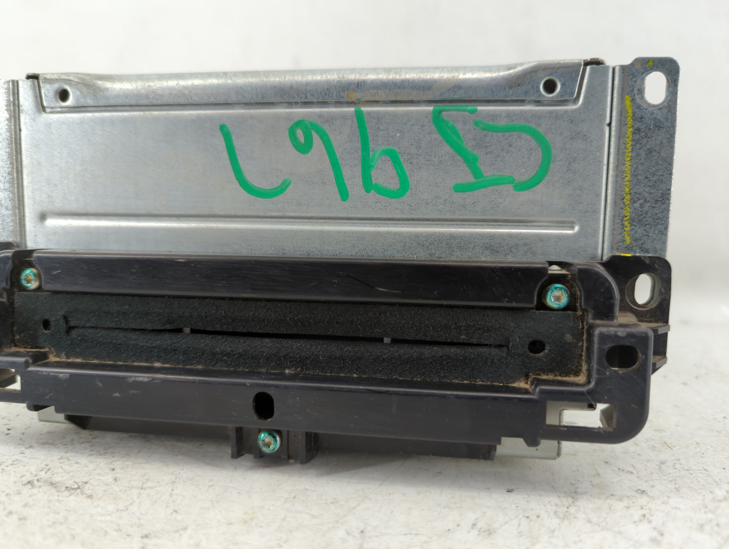 2016 Dodge Journey Am Fm Cd Player Radio Receiver - Oemusedautoparts1.com