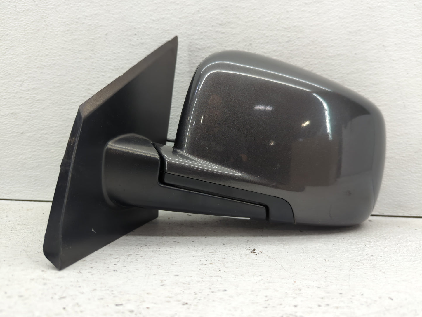 2016 Dodge Journey Driver Side View Mirror - Left Door Mirror OEM Used - Oemusedautoparts1.com