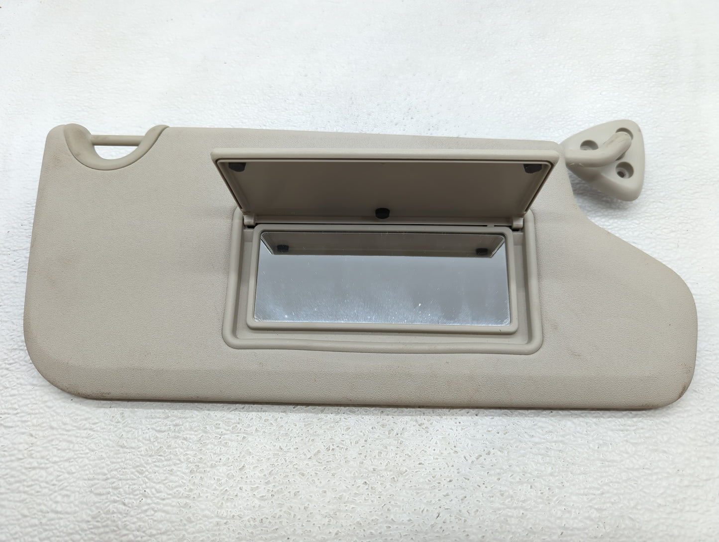 2016 Dodge Journey Sun Visor Shade Replacement Passenger Right Mirror Fits OEM Used Auto Parts - Oemusedautoparts1.com