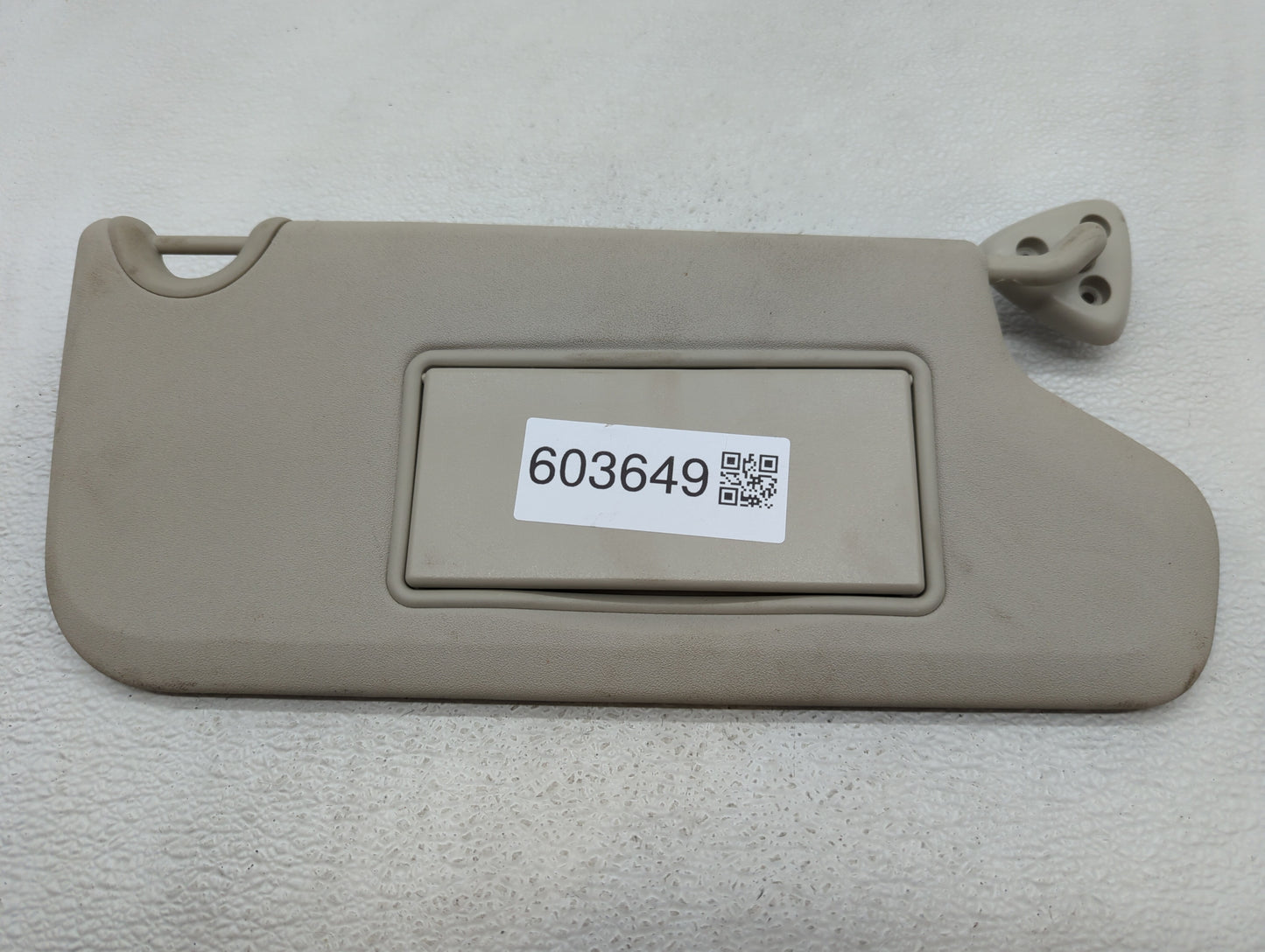 2016 Dodge Journey Sun Visor Shade Replacement Passenger Right Mirror Fits OEM Used Auto Parts - Oemusedautoparts1.com