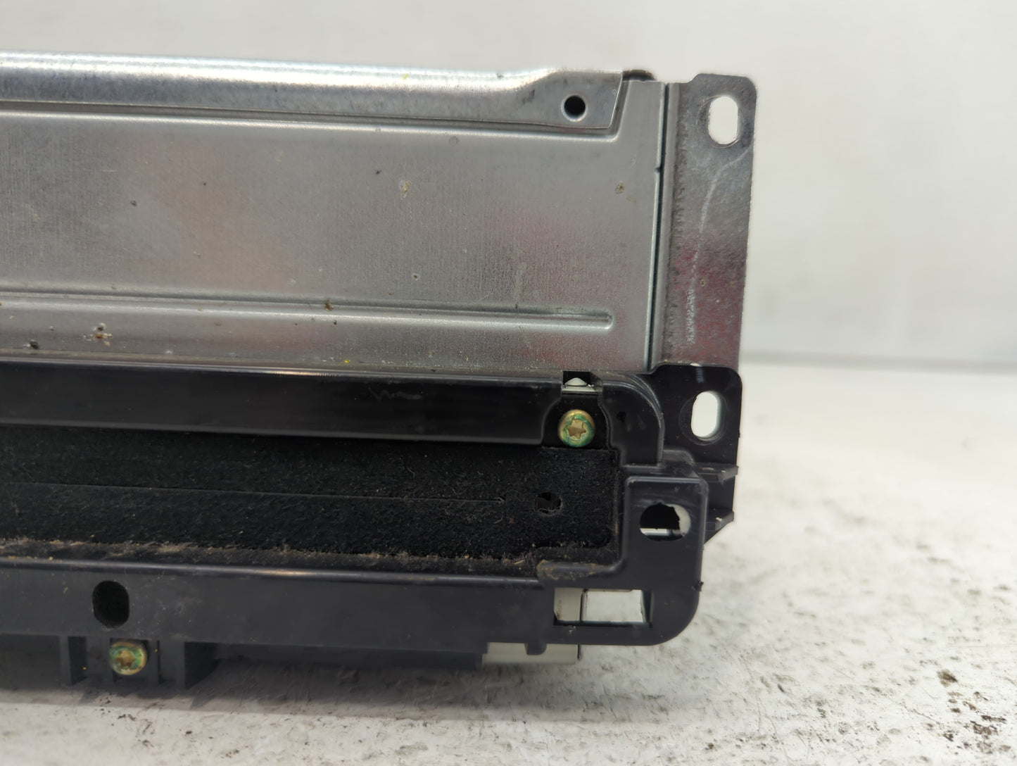 2018-2020 Dodge Journey Radio AM FM Cd Player Receiver Replacement P/N:P68209665AD Fits Fits 2018 2019 2020 OEM Used Auto Pa