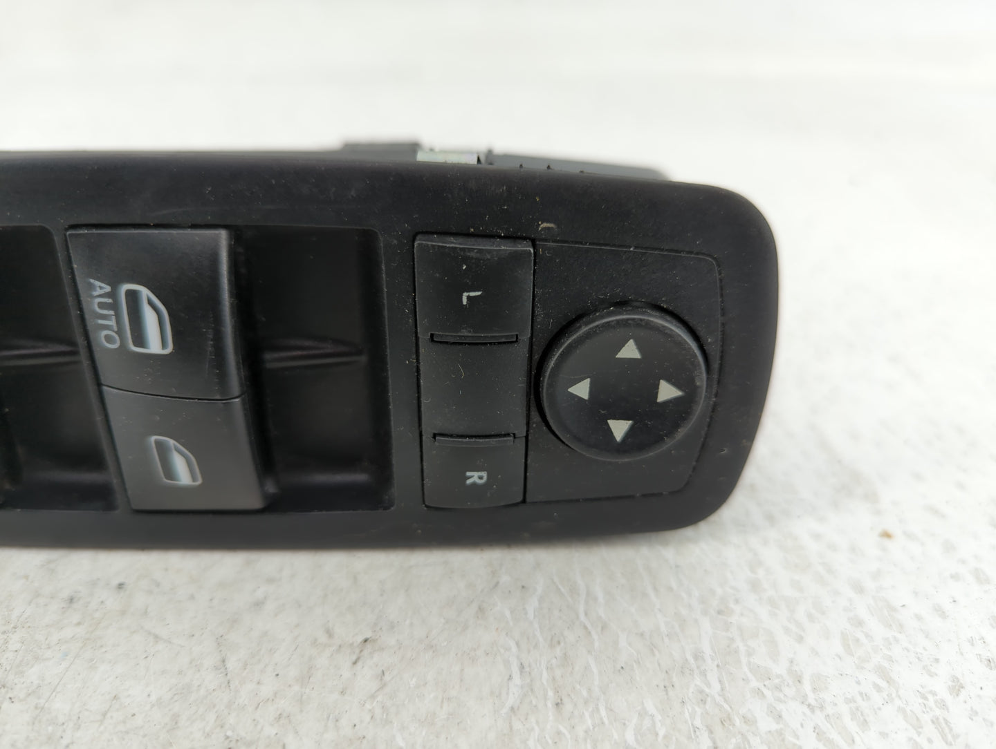 2016 Dodge Journey Master Power Window Switch Replacement Driver Side Left P/N:68084001AD Fits OEM Used Auto Parts - Oemused