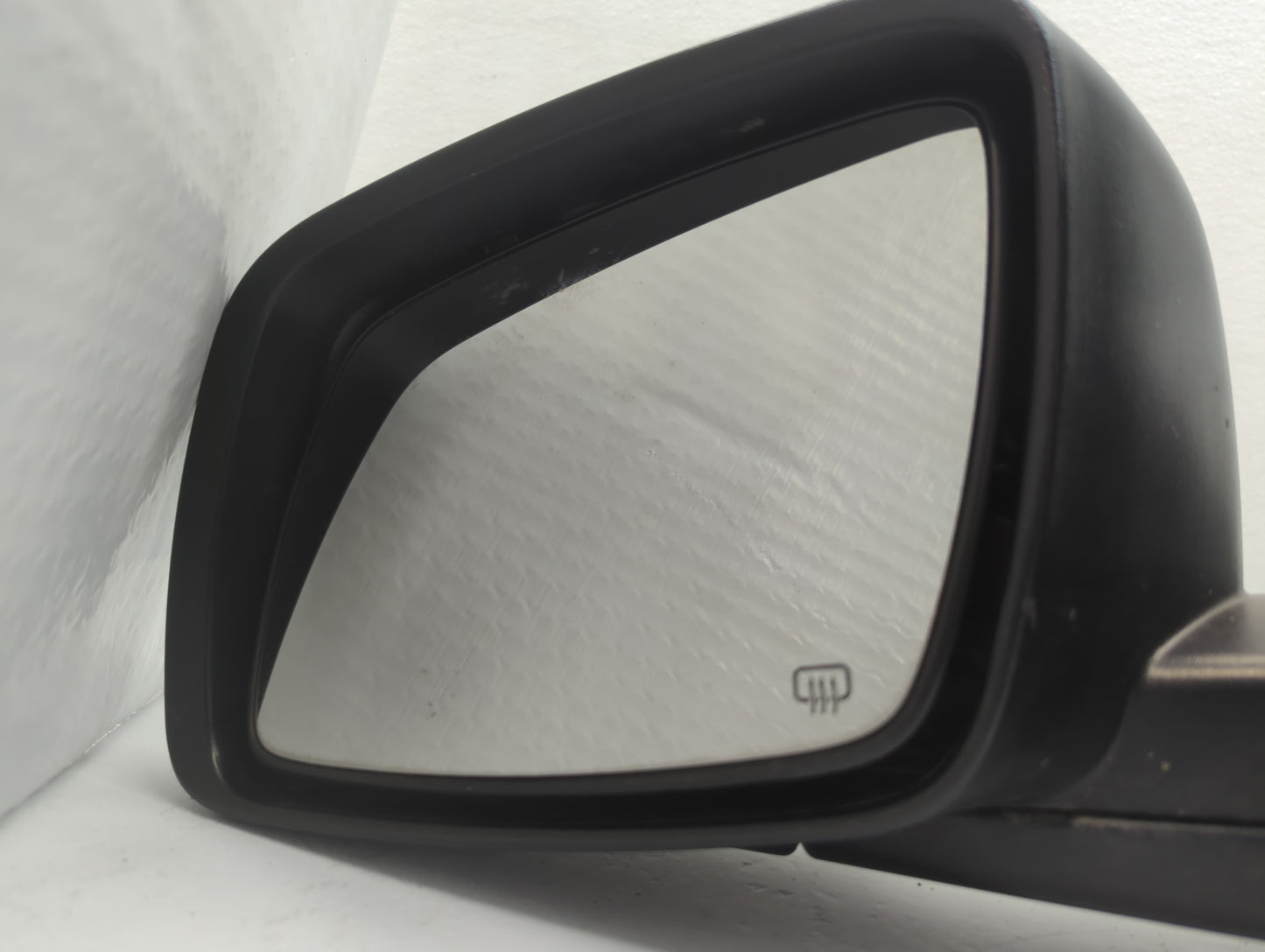 2016 Dodge Journey Passenger Side View Mirror - Right Door Mirror OEM Used - Oemusedautoparts1.com
