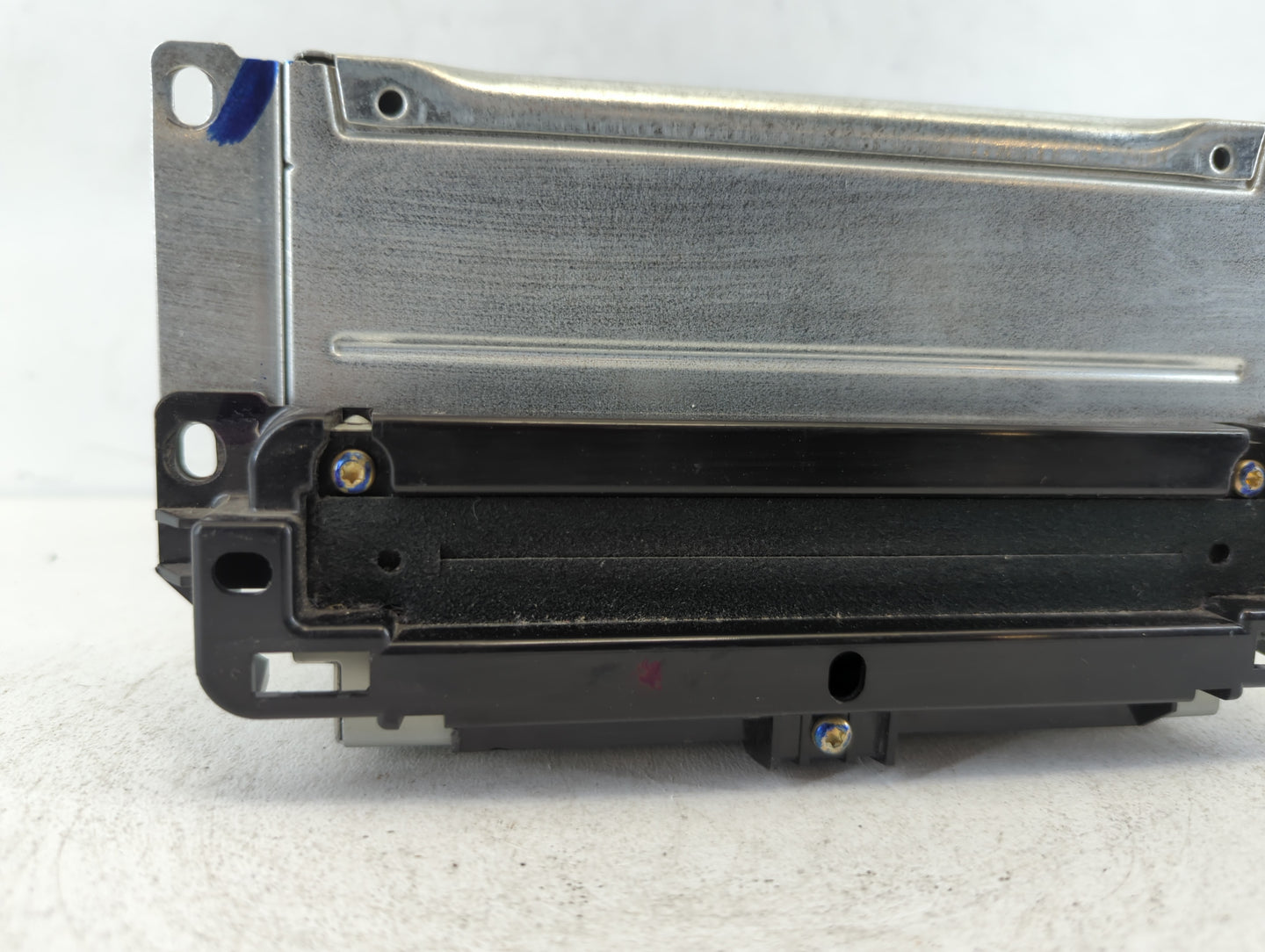 2018-2020 Dodge Journey Am Fm Cd Player Radio Receiver - Oemusedautoparts1.com
