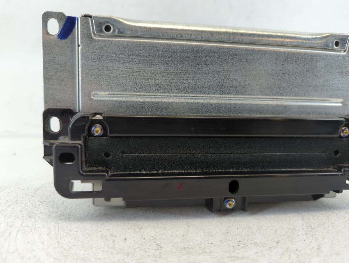 2018-2020 Dodge Journey Am Fm Cd Player Radio Receiver 662907 - Oemusedautoparts1.com