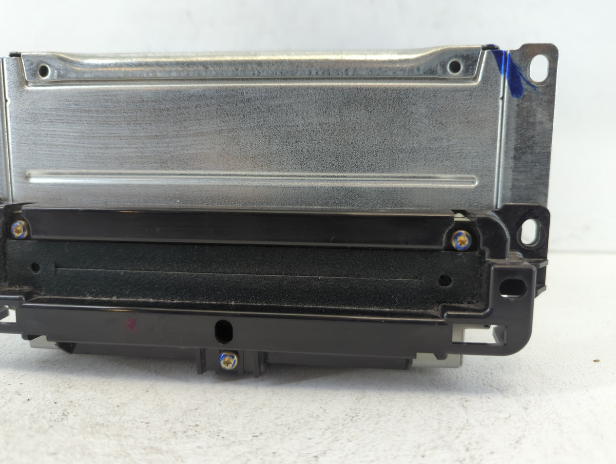 2018-2020 Dodge Journey Am Fm Cd Player Radio Receiver 662907 - Oemusedautoparts1.com