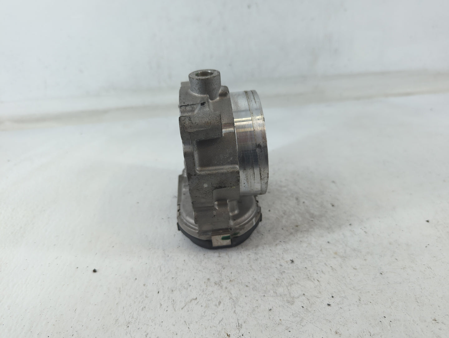 2011-2019 Dodge Journey Throttle Body P/N:0 280 750 570 05184349AC Fits OEM Used Auto Parts - Oemusedautoparts1.com