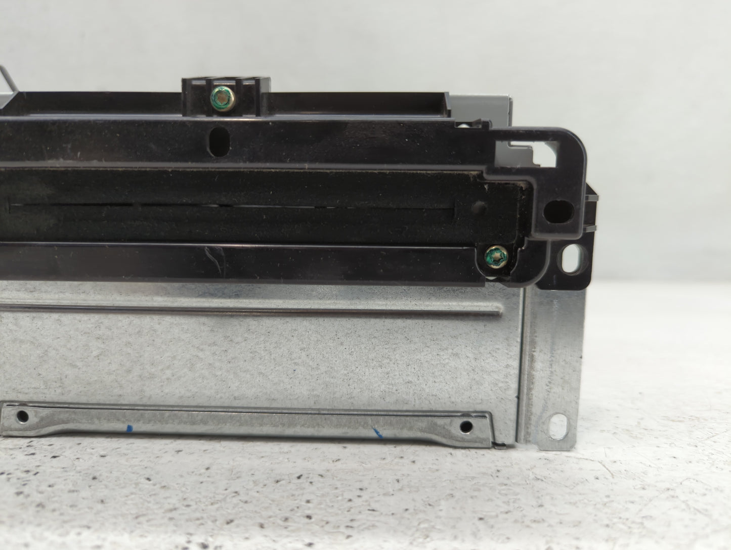 2018-2020 Dodge Journey Radio AM FM Cd Player Receiver Replacement P/N:P68209665AE Fits Fits 2018 2019 2020 OEM Used Auto Pa