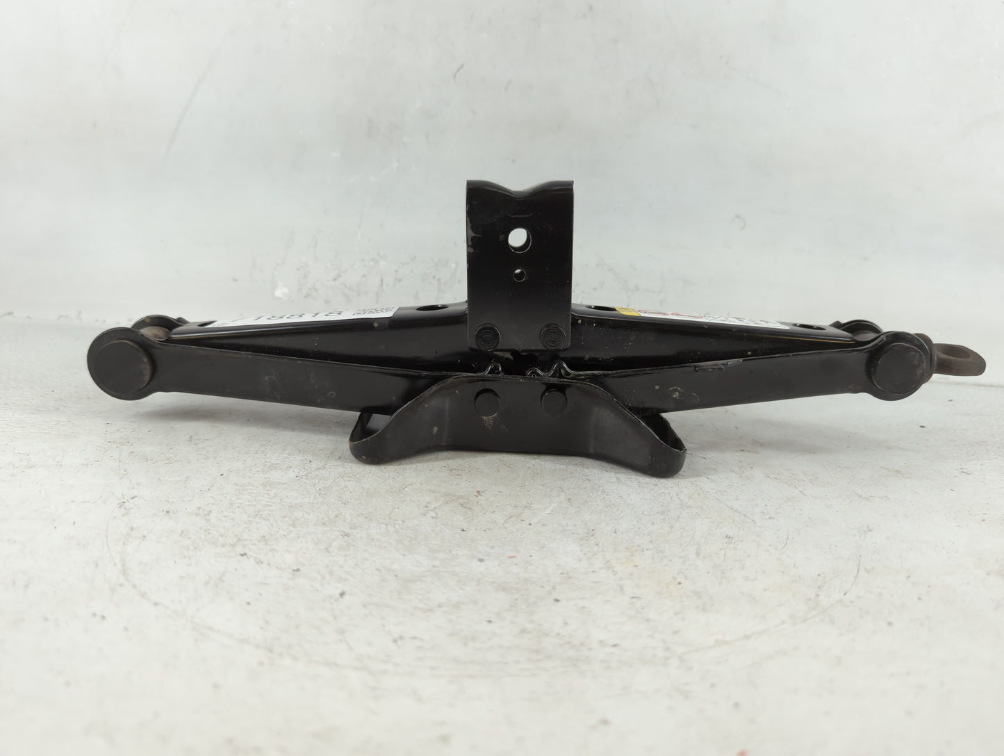 2016 Dodge Journey Spare Scissor Car Jack - Oemusedautoparts1.com