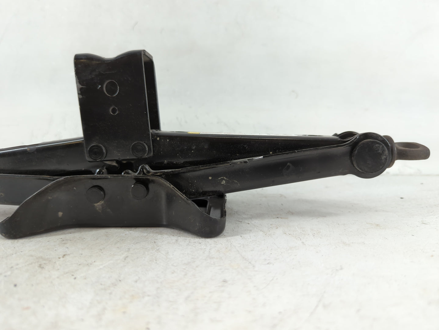 2016 Dodge Journey Spare Scissor Car Jack - Oemusedautoparts1.com