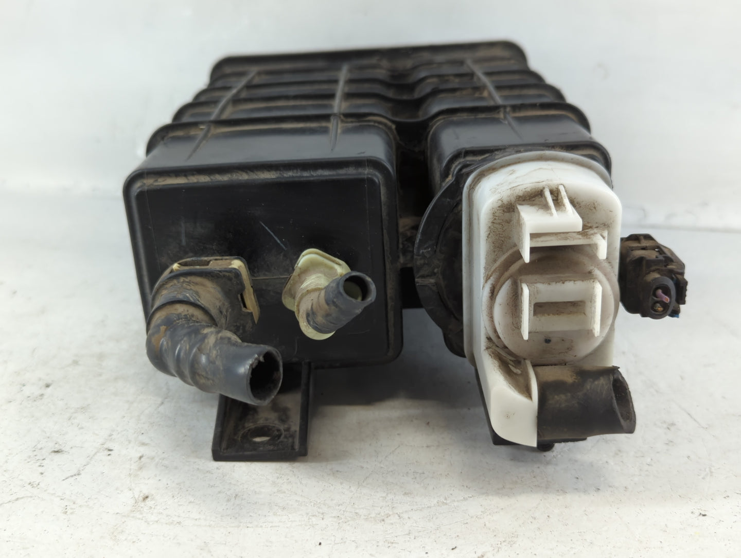 2016 Dodge Journey Fuel Vapor Charcoal Canister - Oemusedautoparts1.com