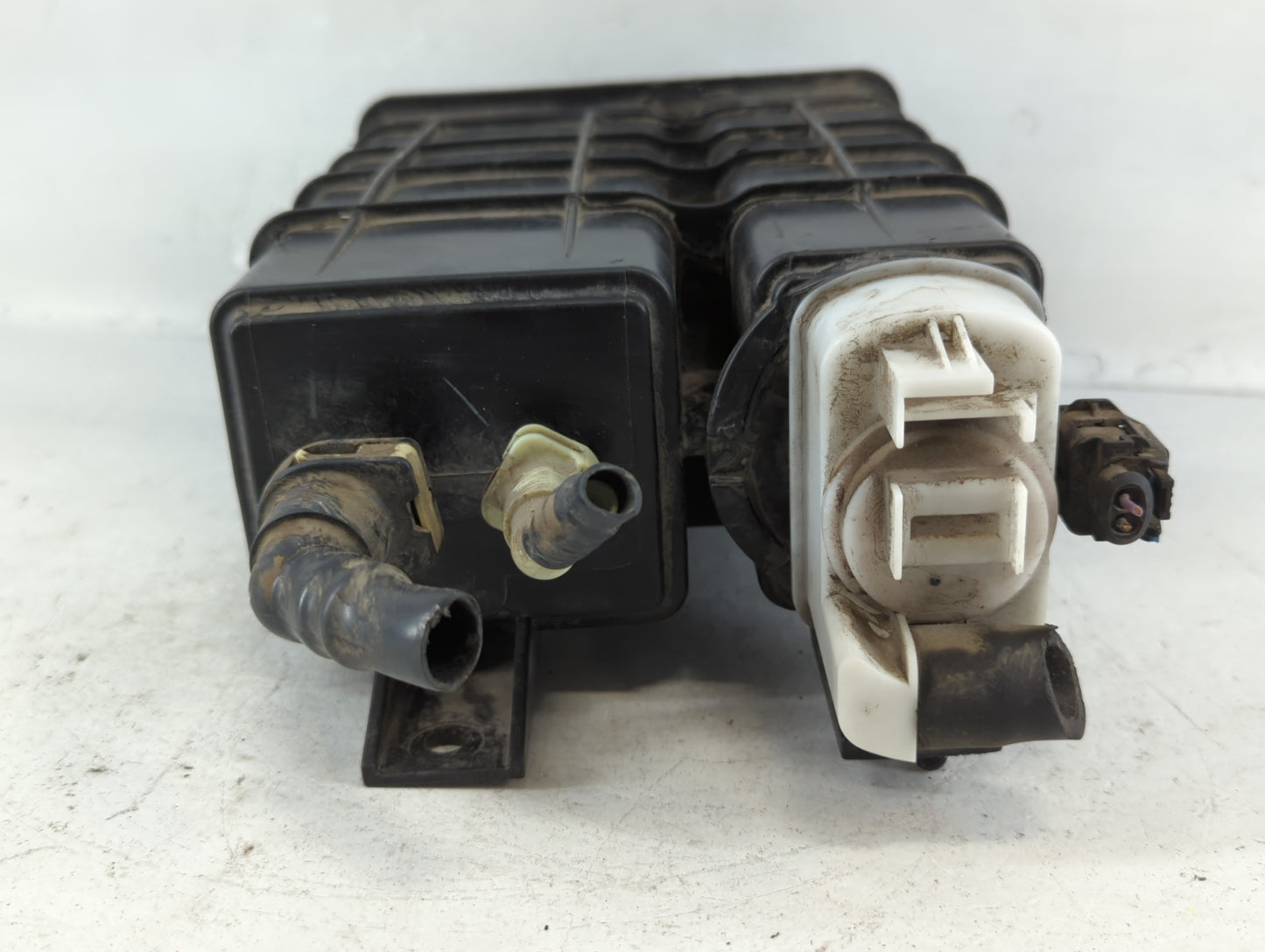 2016 Dodge Journey Fuel Vapor Charcoal Canister - Oemusedautoparts1.com
