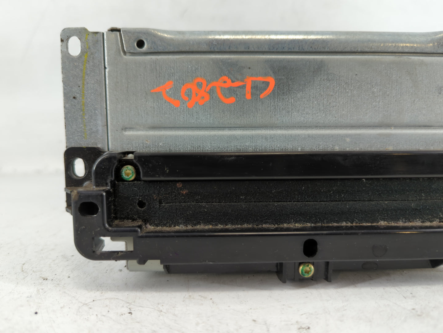 2016 Dodge Journey Am Fm Cd Player Radio Receiver - Oemusedautoparts1.com